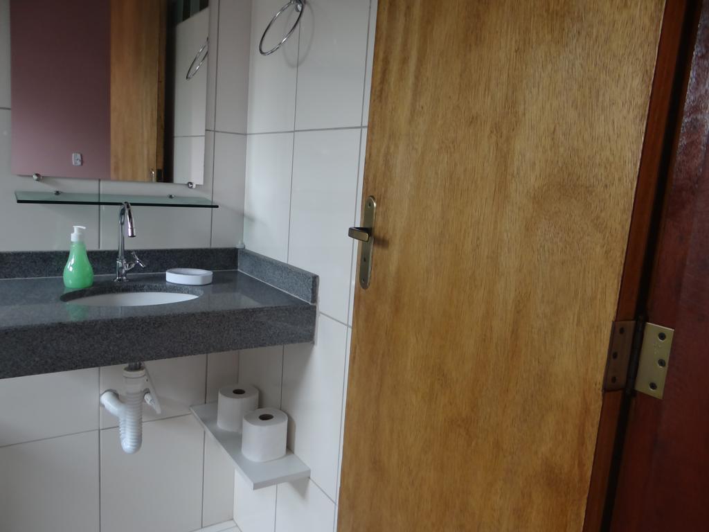 Amed Rooms Парати Стая снимка